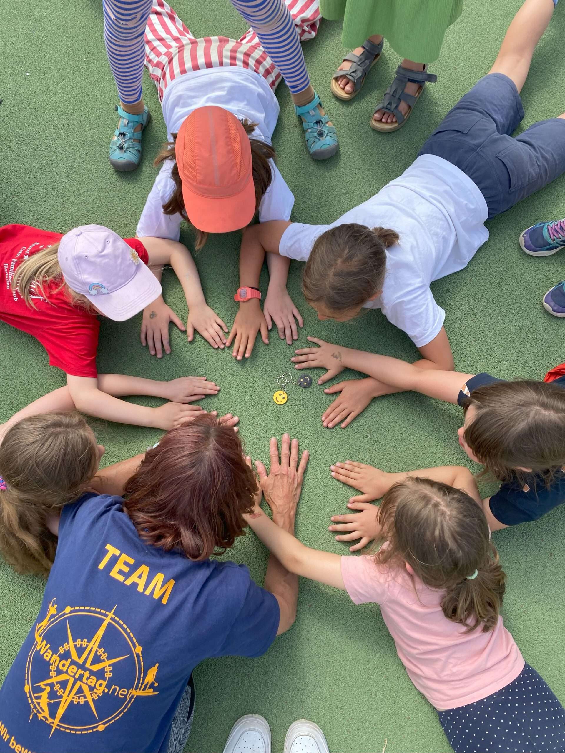 TEAM DUELL – Wenn Schulklassen gegeneinander antreten und dabei zusammenwachsen
